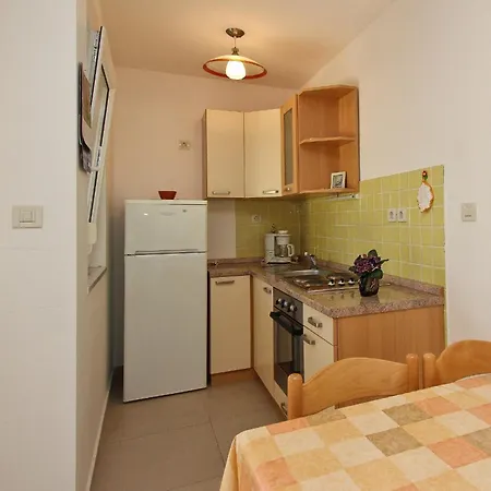 Charming Ljubica 푸나트